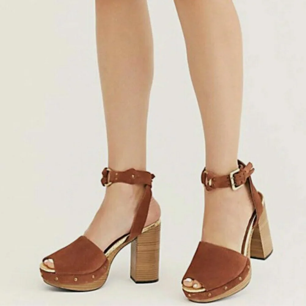 NWOB Free People Justine Platform Sandal